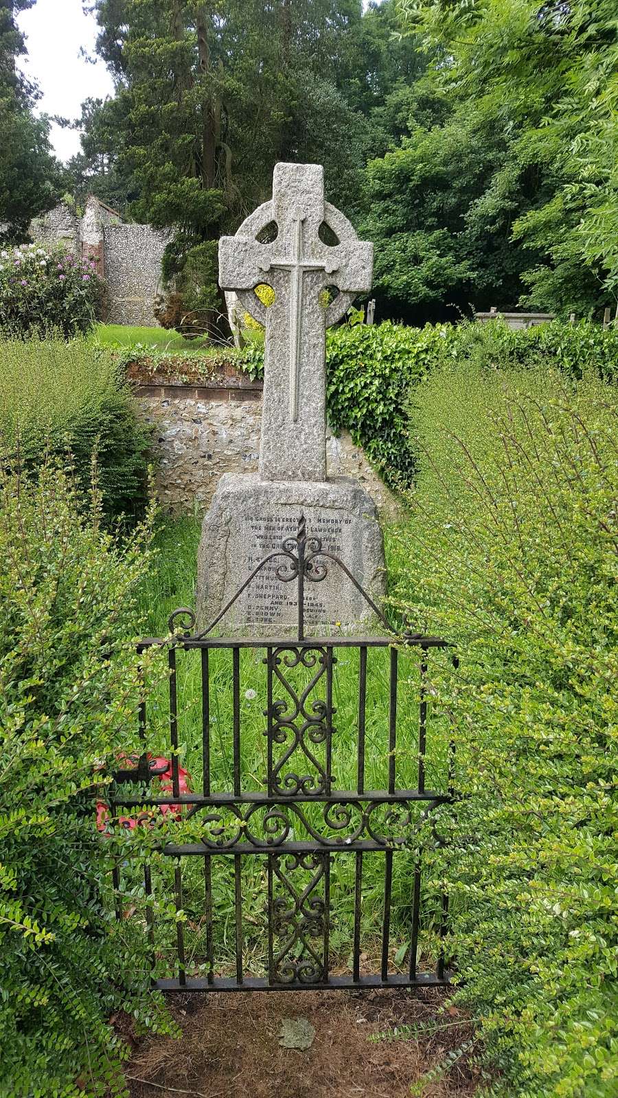 Hill Farm Lane War Memorial | Ayot St Lawrence, Welwyn AL6 9BT, UK