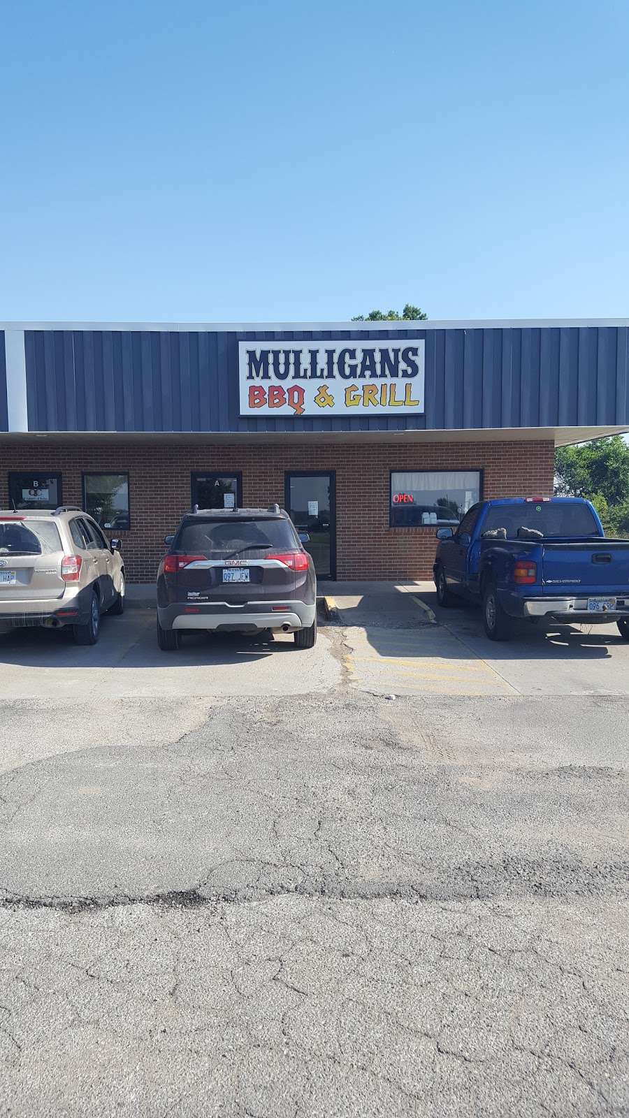 Mulligans BBQ | 7210 K4 Hwy, Meriden, KS 66512, USA | Phone: (785) 484-2990