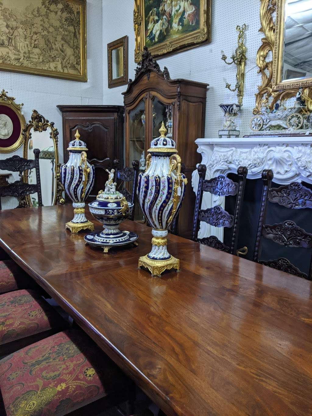 French Antiques | 614 U.S. 80 Frontage Rd, Sunnyvale, TX 75182, USA | Phone: (972) 226-9830