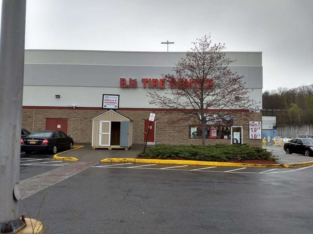 BJs Wholesale Club Tire Center | 3303 Crompond Rd, Yorktown Heights, NY 10598, USA | Phone: (914) 734-9700