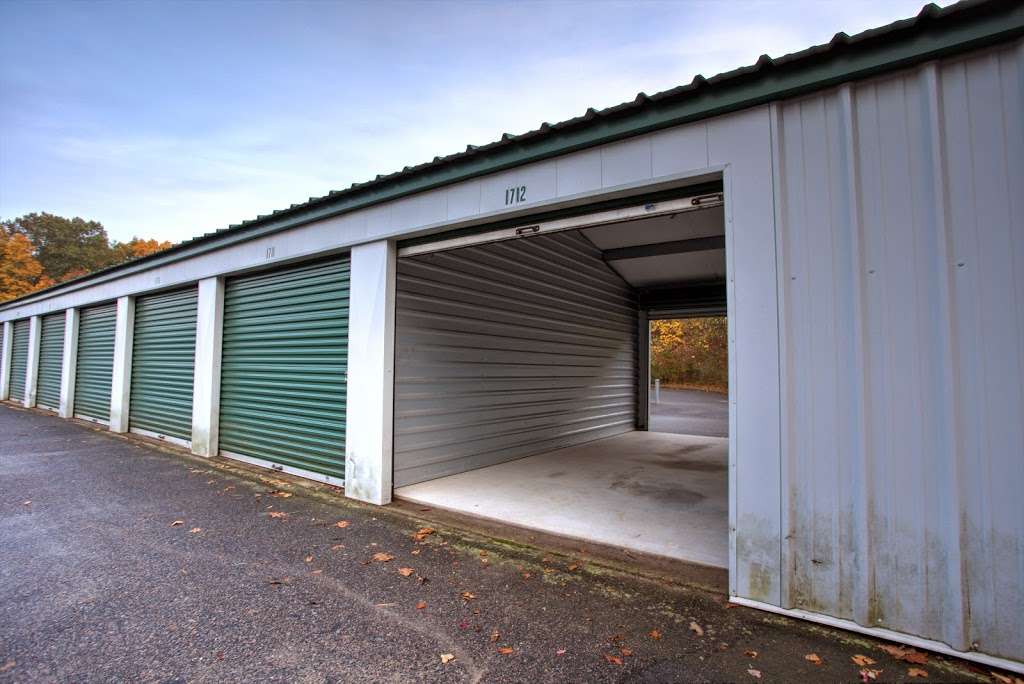 CubeSmart Self Storage | 692 S Franklin St, Holbrook, MA 02343 | Phone: (781) 767-6288