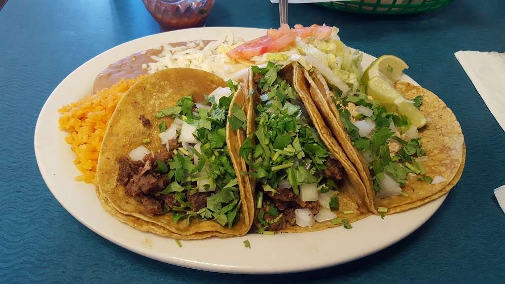 La Taqueria Inc. Authentic Mexican Food | 1818 Army Trail Rd, Hanover Park, IL 60133, USA | Phone: (630) 540-9320