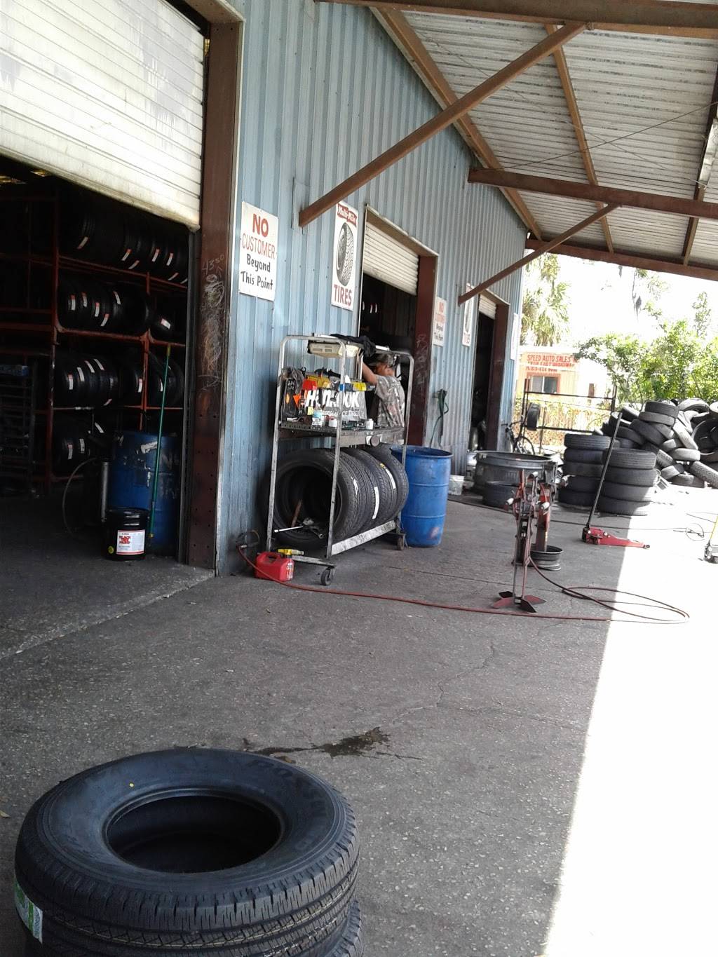 Broadway Used Tires & Salvage | 5804 E Broadway Ave, Tampa, FL 33619, USA | Phone: (813) 621-7940