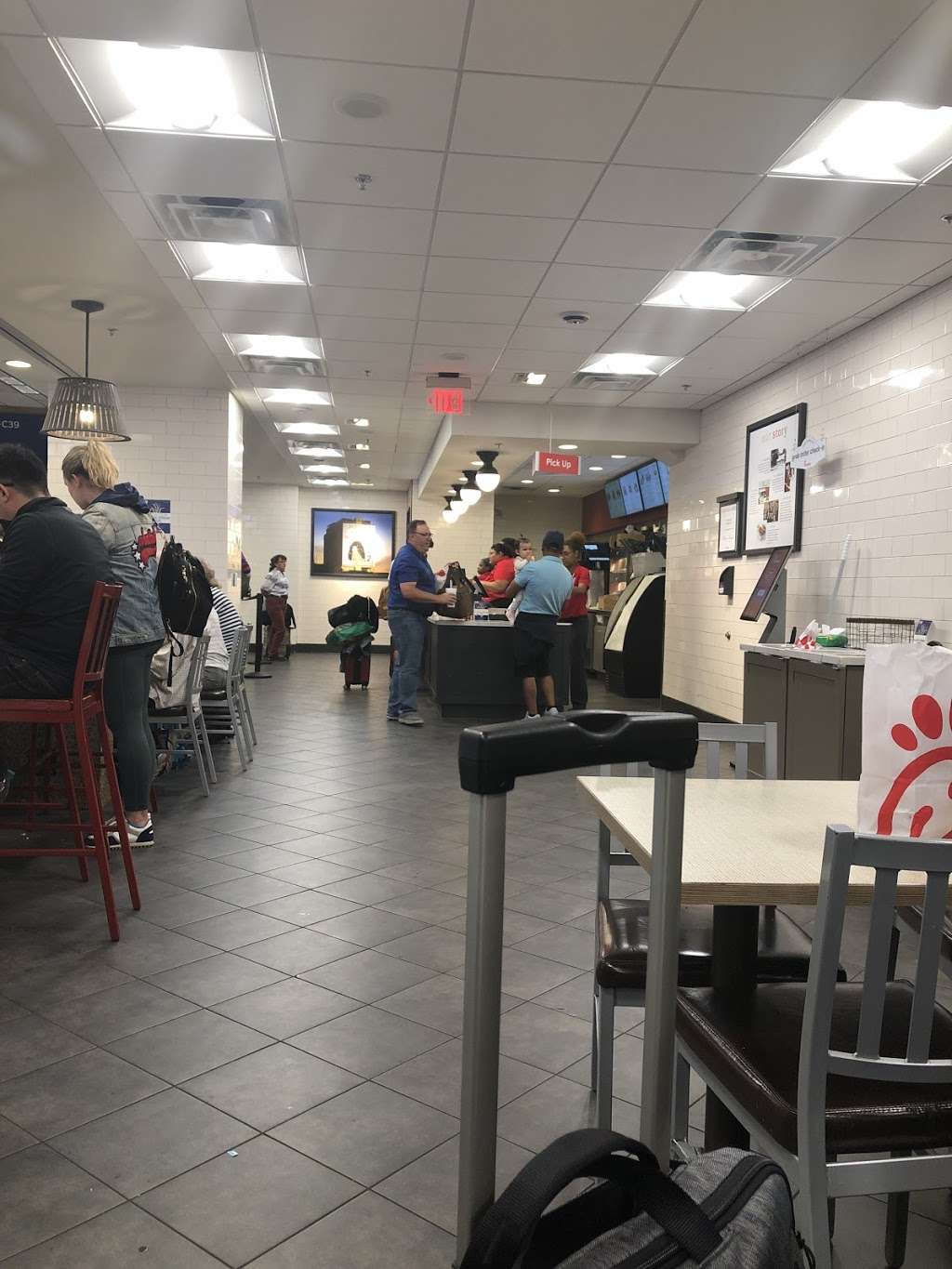 Chick-fil-A | DFW International Airport (DFW), Terminal C, International Pkwy, Grapevine, TX 75261, USA | Phone: (972) 973-7752