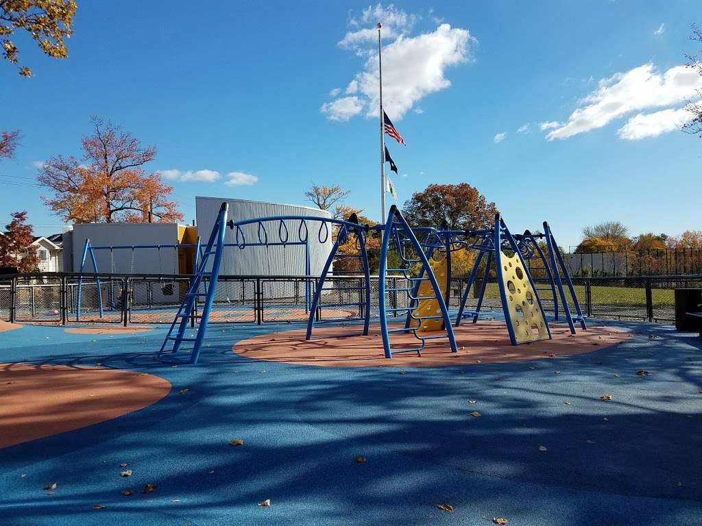 Schmul Park | Wild Ave., Pearson St, Melvin Ave, Staten Island, NY 10314, USA | Phone: (212) 639-9675