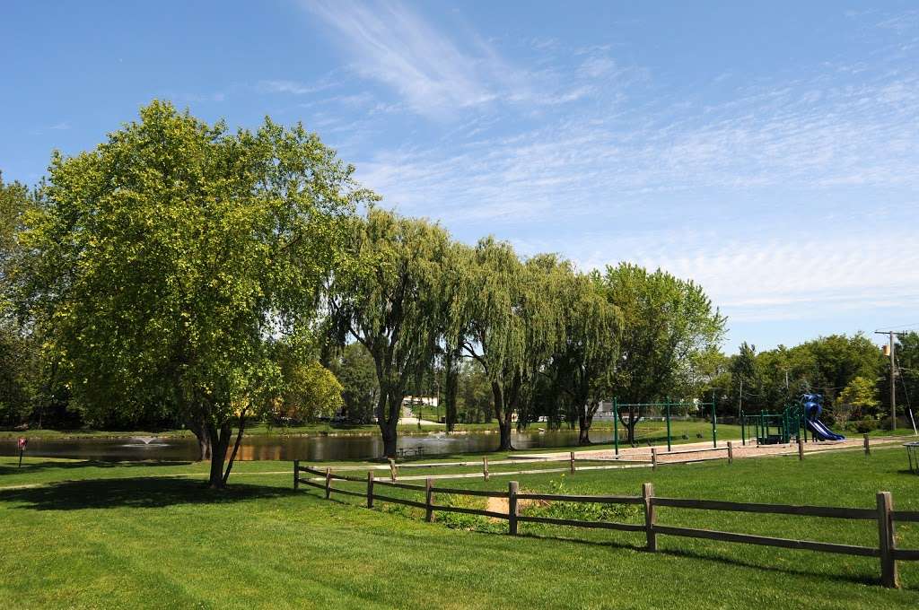 Cedar Valley Park - Round Lake Area Park District | 430 Lakewood Terrace, Round Lake, IL 60073, USA | Phone: (847) 546-8558