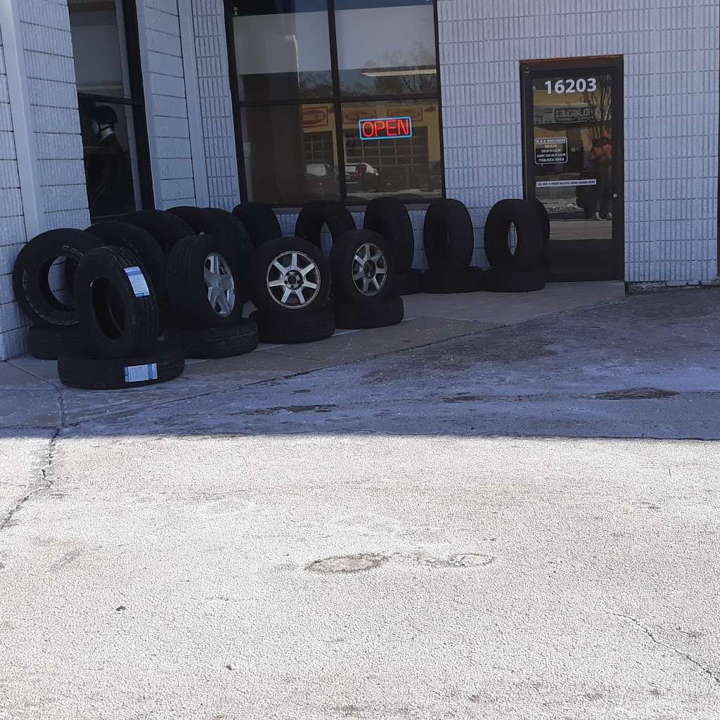 M&K Brother Tire Shop | 16203 Halsted St, Harvey, IL 60426, USA | Phone: (708) 663-3604