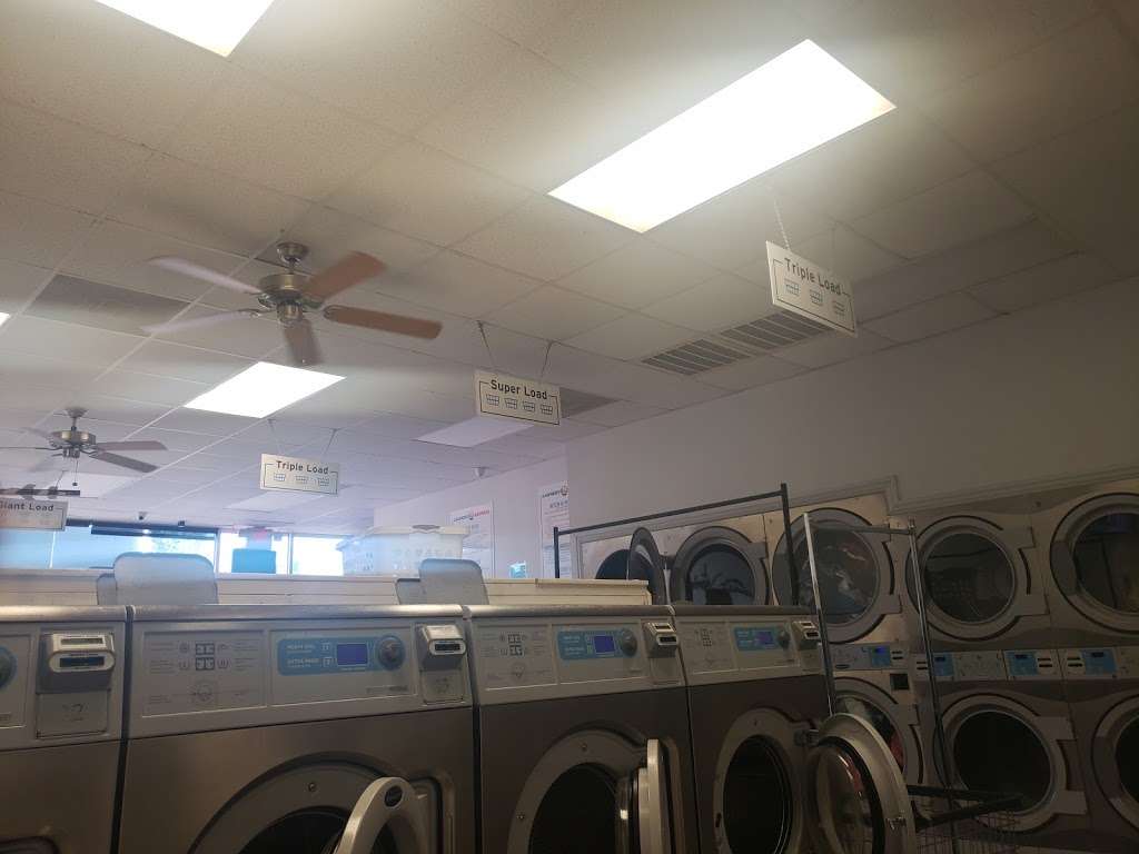 Laundry Express | 501 El Dorado Blvd #A, Webster, TX 77598, USA | Phone: (281) 480-9274