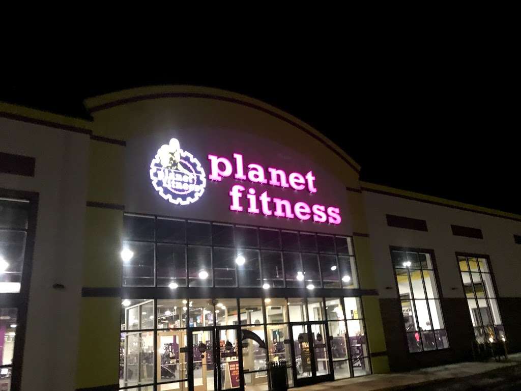 Planet Fitness | 229 Plaza Blvd, Morrisville, PA 19067, USA | Phone: (267) 797-5055