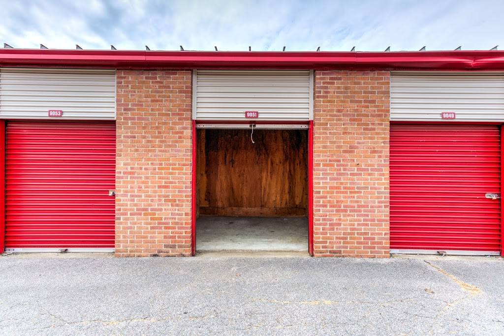 Devon Self Storage | 6140 E Shelby Dr, Memphis, TN 38141, USA | Phone: (901) 236-0575