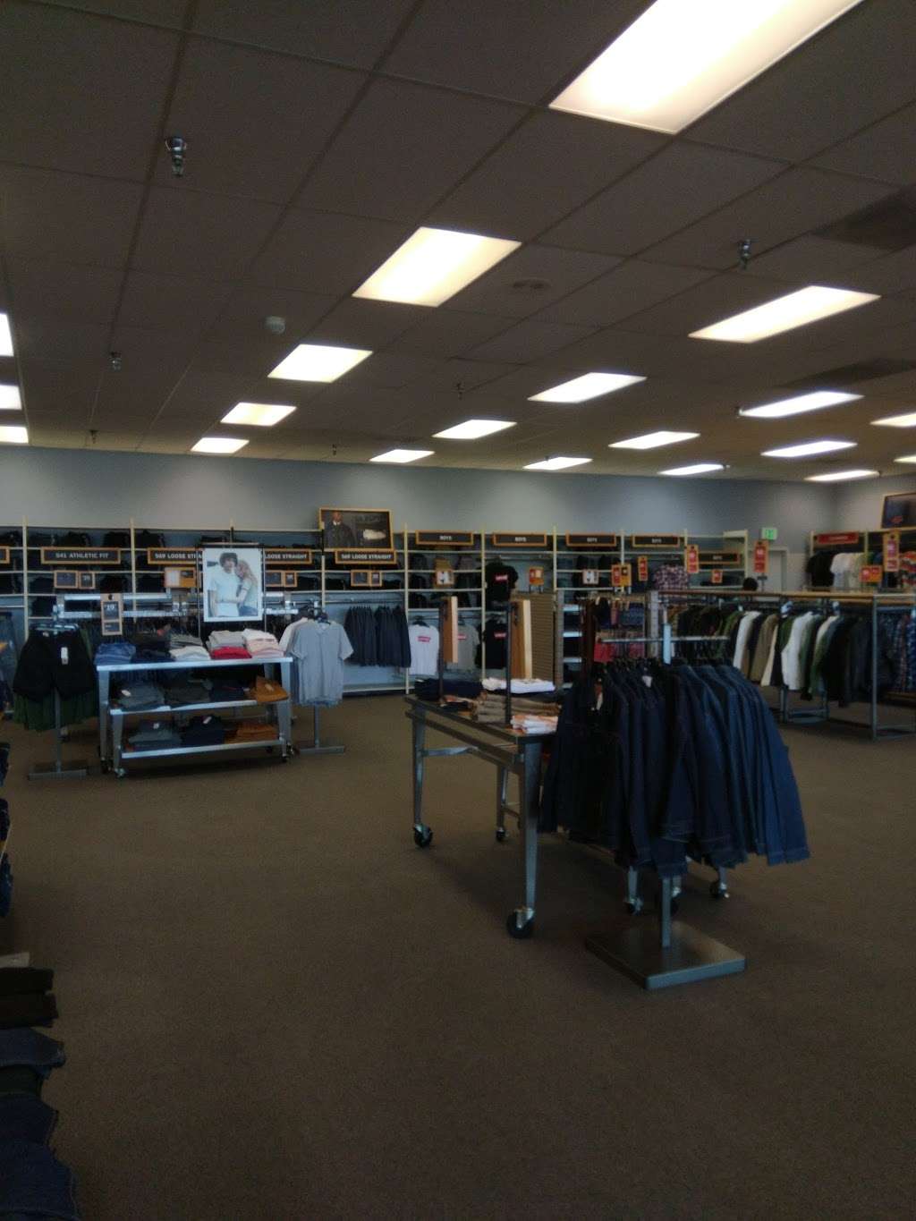 Levi's® Outlet Store at Tanger Outlets Lancaster - 44920 S Valley Central  Way Ste- 101, Lancaster, CA 93534