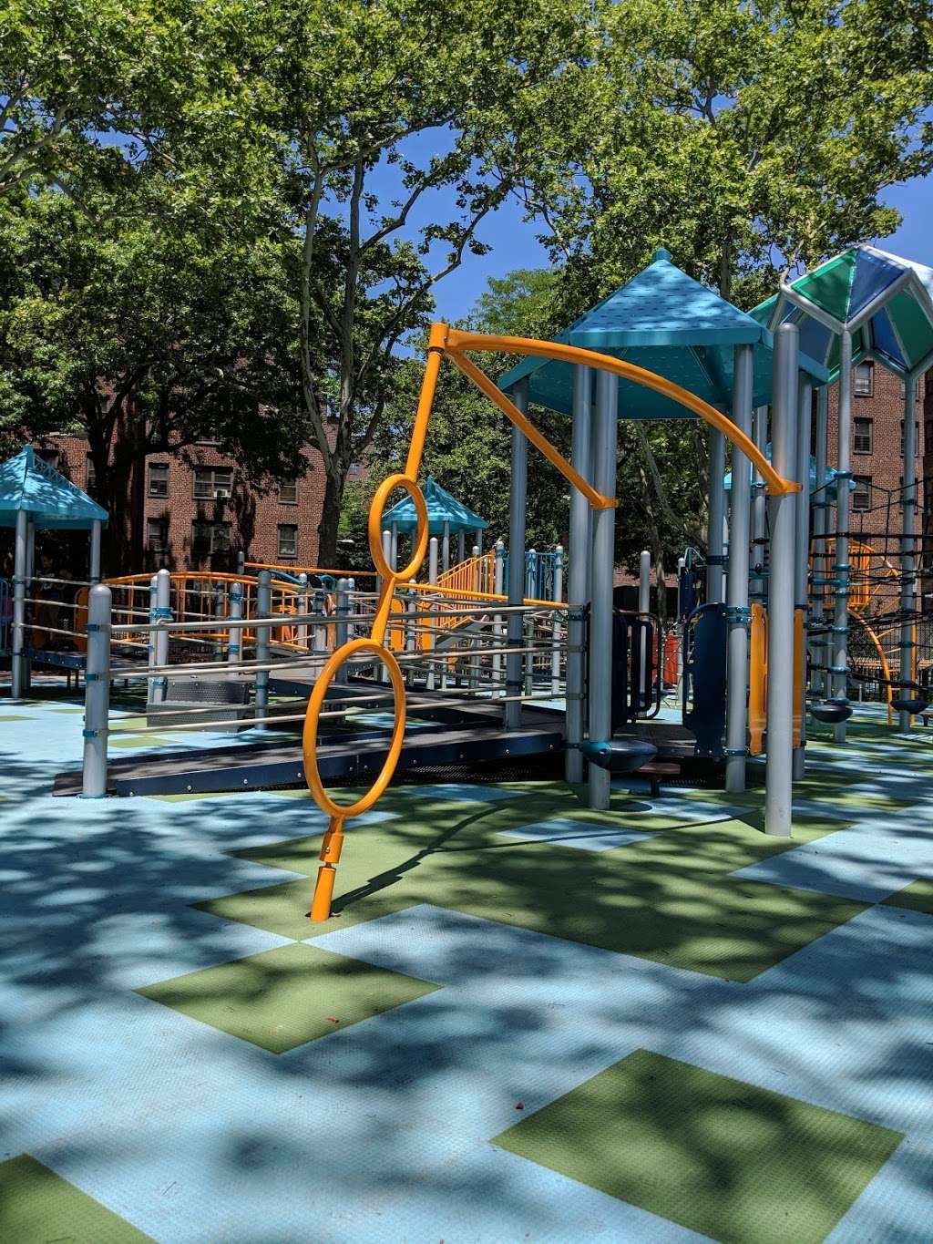 Playground 103 CIII | 55 Wards Island Bridge, New York, NY 10029, USA | Phone: (212) 639-9675