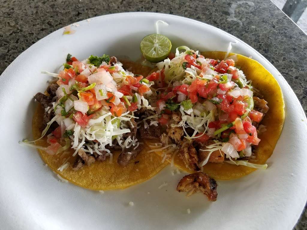 Speedy Street Tacos | 25 N 40th St, Phoenix, AZ 85034, USA | Phone: (602) 231-0800