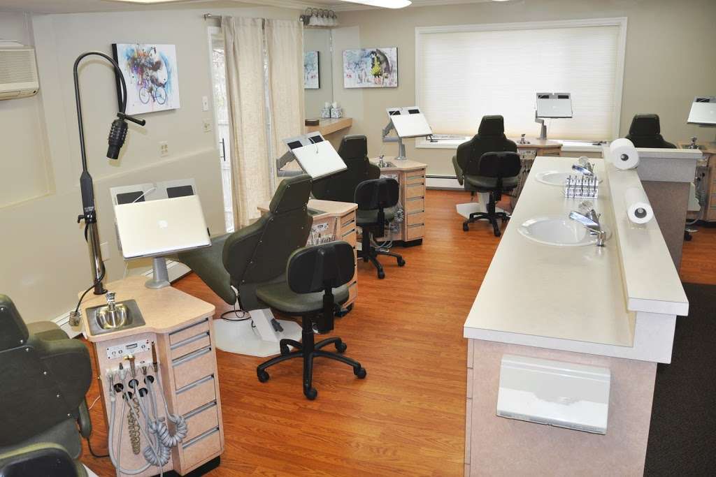 Banasiak & Nettune Orthodontic Associates | 65 S Maple Ave, Basking Ridge, NJ 07920, USA | Phone: (908) 766-2444