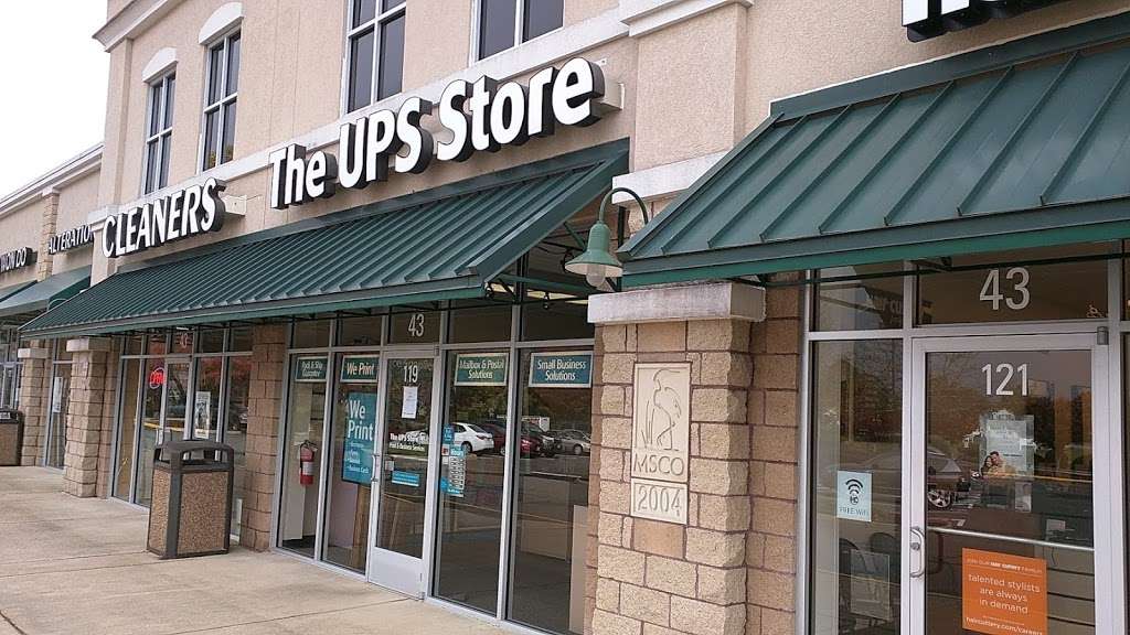 The UPS Store | 43 Town and Country Dr Ste 119, Fredericksburg, VA 22405, USA | Phone: (540) 899-2260