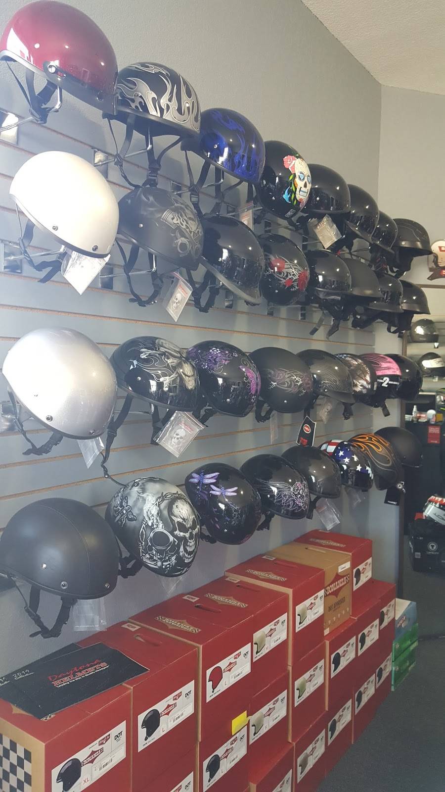 XtremeHelmets.com | 7540 Northwind St #210, Wichita, KS 67205, USA | Phone: (800) 940-4633