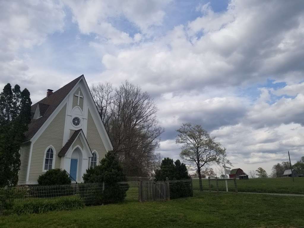 Saint Johns Chapel | 2217 E Green Springs Rd, Louisa, VA 23093, USA