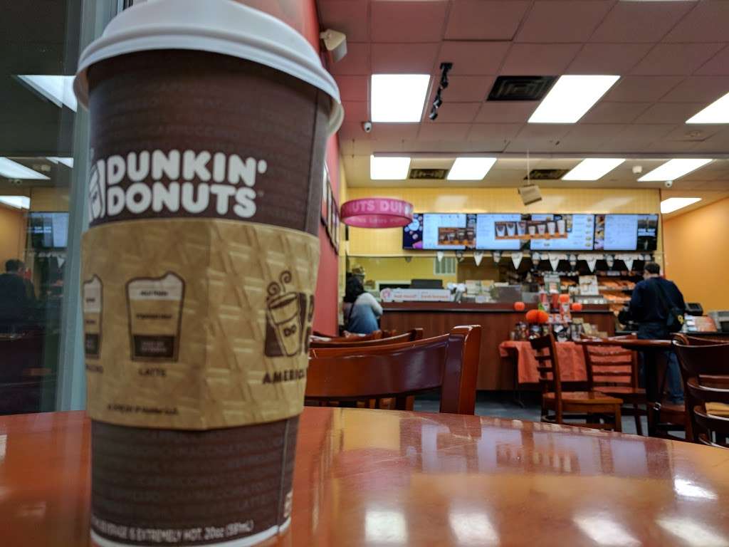 Dunkin Donuts | Cornerstone Court, 1 Tree Farm Rd, Pennington, NJ 08534, USA | Phone: (609) 737-1668