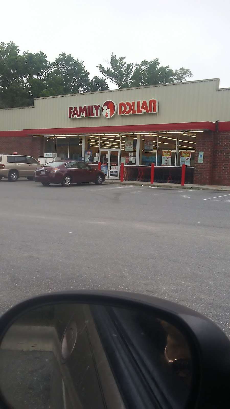 Family Dollar | 7921 Old Statesville Rd, Charlotte, NC 28269, USA | Phone: (704) 921-3257