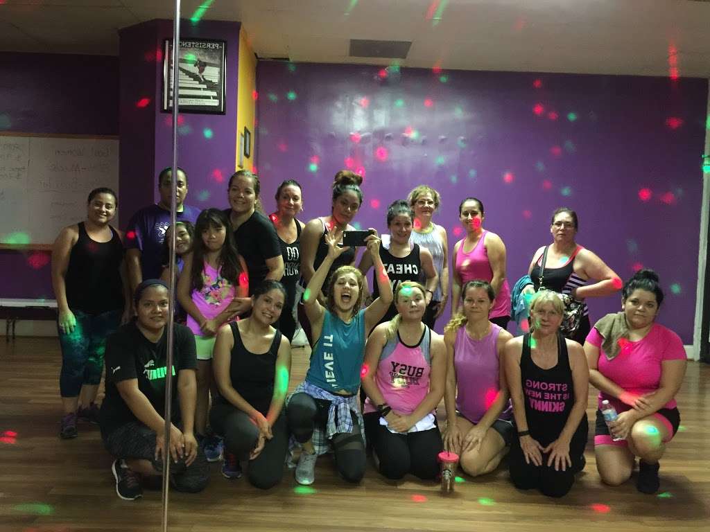 Nutri-Fitness Zumba Studio | 6104 W Addison St, Chicago, IL 60634, USA | Phone: (773) 960-4942