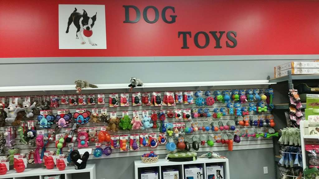 Happy Tails Pet Supplies | 2289, 7720 S Lovers Lane Rd suite 210, Franklin, WI 53132, USA | Phone: (414) 209-8262