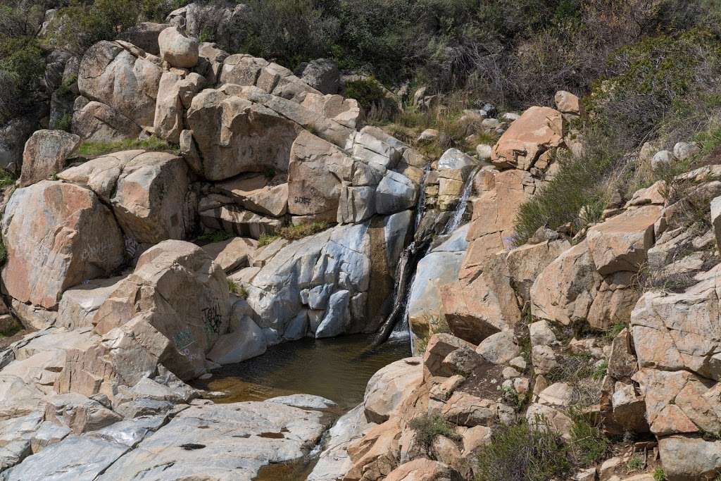 Tenaja Falls | Forest Rte 7S02, Murrieta, CA 92562, USA