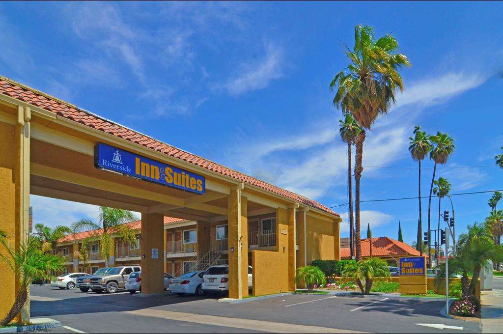 Riverside Inn & Suites | 10705 Magnolia Ave, Riverside, CA 92505, USA | Phone: (951) 351-2424