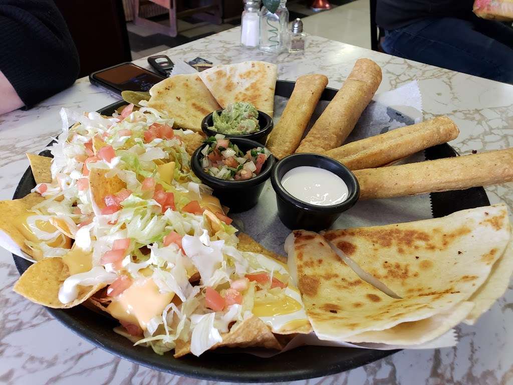 La Perla Tapatia | 308 Old Mill Rd, Easton, PA 18040 | Phone: (610) 438-3796