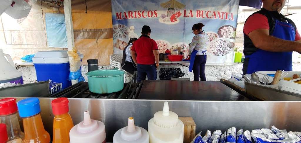 Mariscos La Bucanita | Paseo de Guaycura, Río Tijuana 3a. Etapa, Rio Tijuana 3ra Etapa, 22226 Tijuana, B.C., Mexico