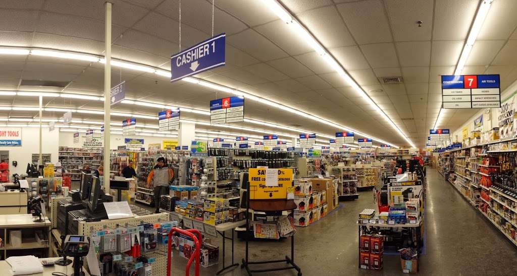 Harbor Freight Tools | 99 Federal Rd, Brookfield, CT 06804, USA | Phone: (203) 740-0956