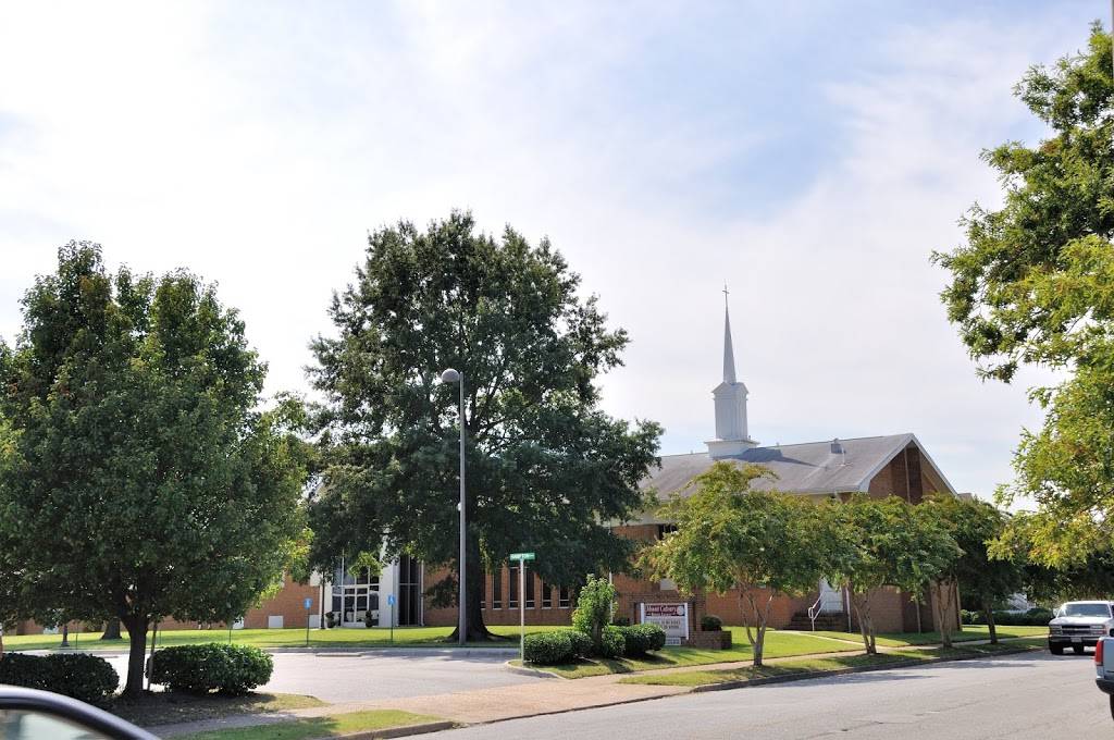 Mt Calvary Baptist Church | 901 Thomas Cir, Portsmouth, VA 23704, USA | Phone: (757) 399-2656