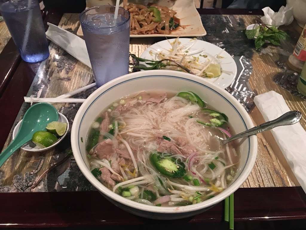 Pho Café Inc | 1085 S Public Rd, Lafayette, CO 80026, USA | Phone: (303) 665-0666