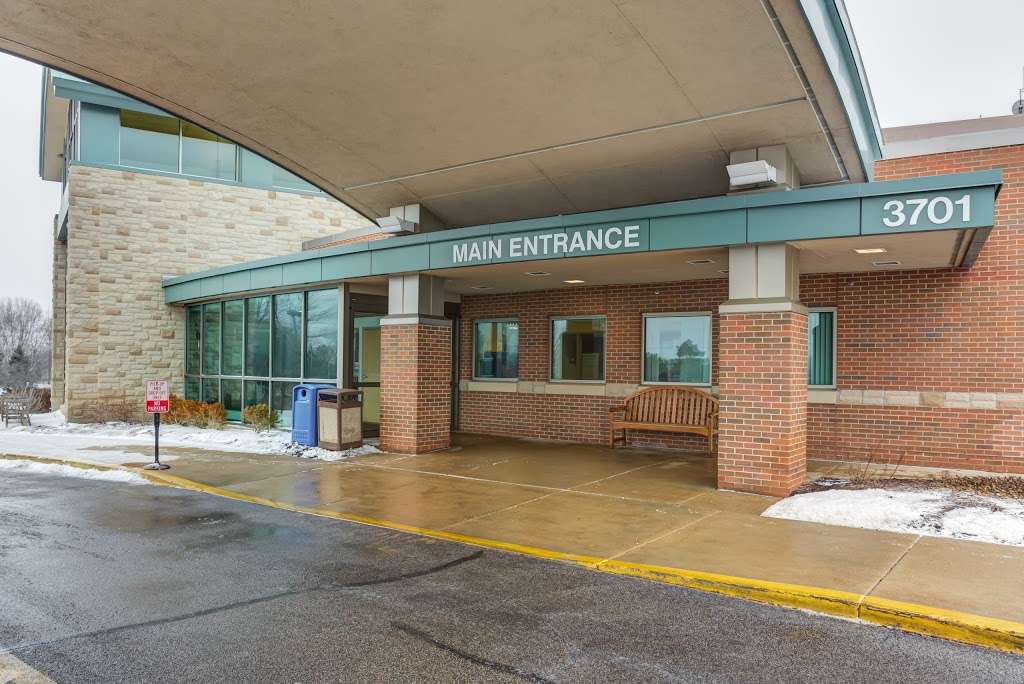 Northwestern Medicine Woodstock Hospital | 3701 Doty Rd, Woodstock, IL 60098, USA | Phone: (815) 338-2500