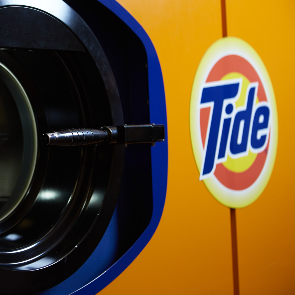 Tide Dry Cleaners | 3300 Orchard Rd, Oswego, IL 60543, USA | Phone: (630) 554-7610