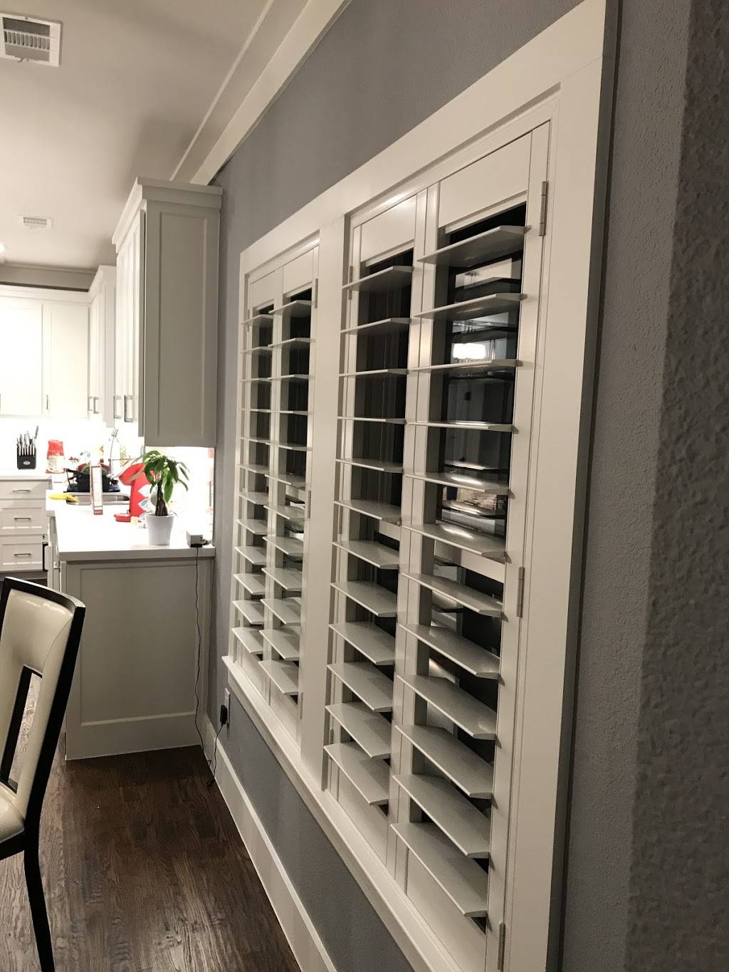 Sunburst Shutters & Window Fashions | 10990 Petal St Ste #100, Dallas, TX 75238, USA | Phone: (214) 301-5066