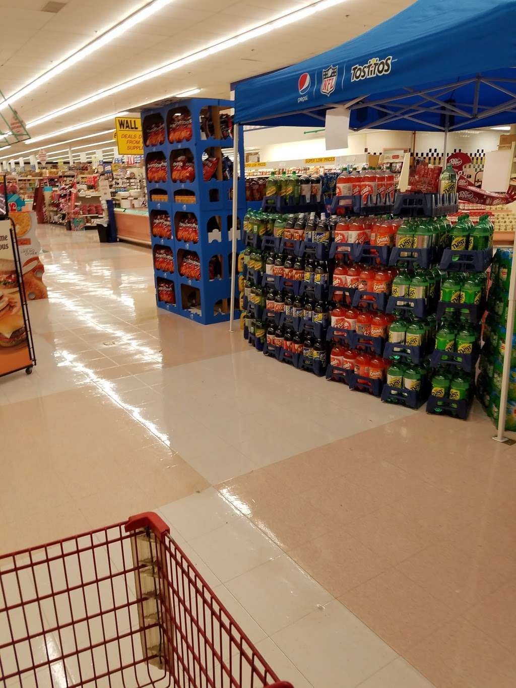 Redners Warehouse Markets | 2000 N Township Blvd, Pittston, PA 18640, USA | Phone: (570) 603-9803