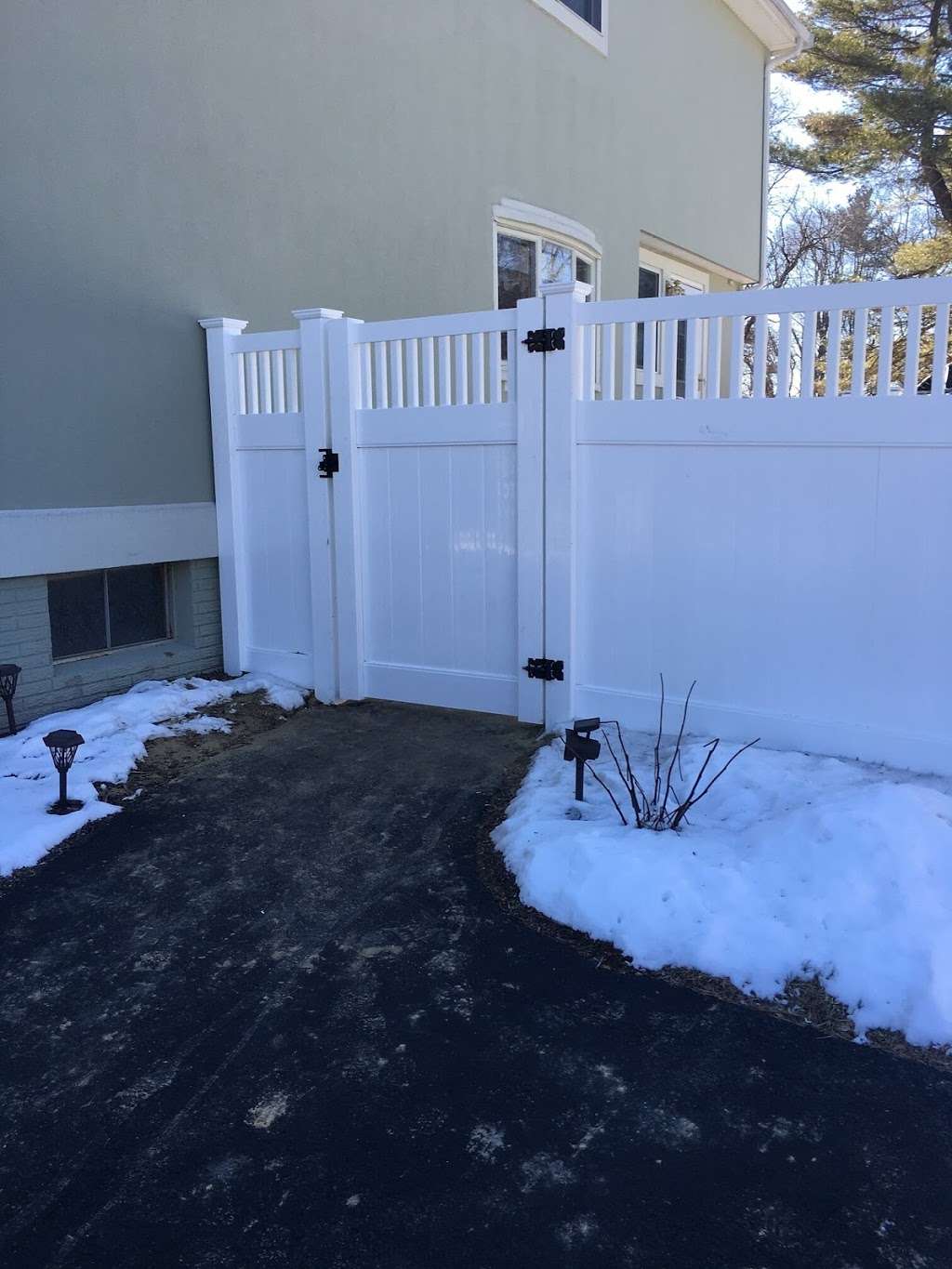 Inline Fence Inc | 20 Bridge St, Bridgewater, MA 02324 | Phone: (508) 697-0058