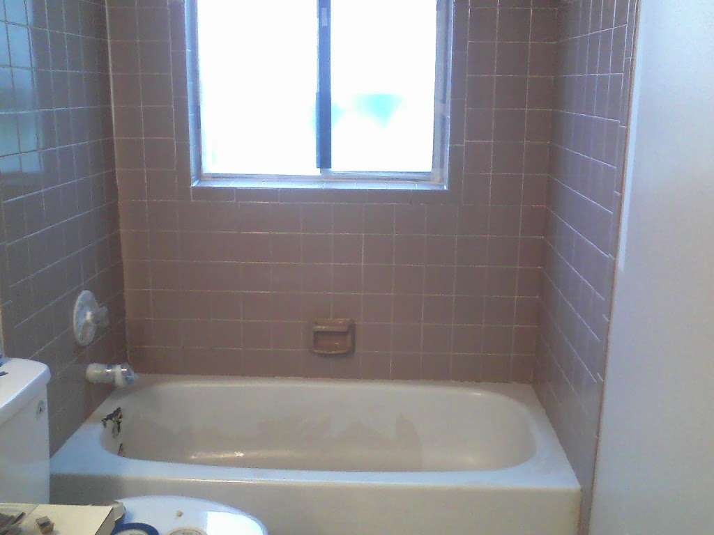 AAA Tub & Tile Refinishing | 201 2nd St, Merritt Island, FL 32953, USA | Phone: (321) 452-6106