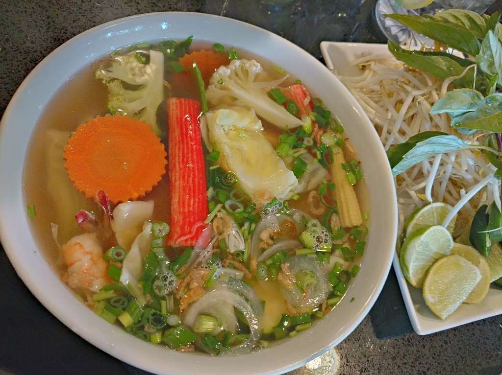 Pho Evergreen | 1153 Bergen Pkwy e, Evergreen, CO 80439, USA | Phone: (303) 679-3230