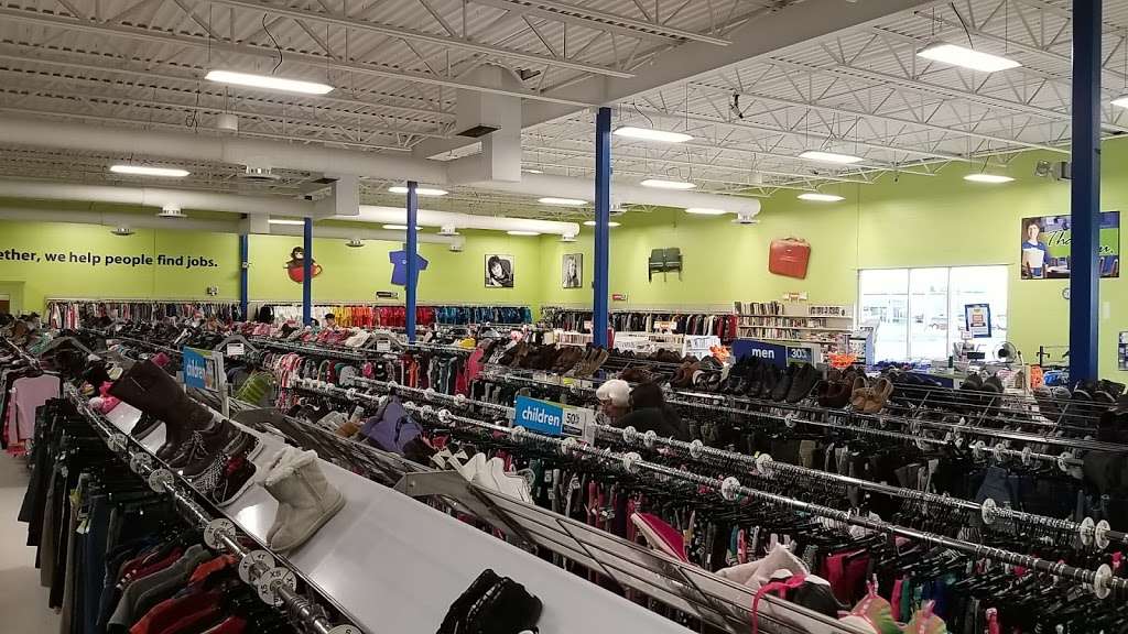Goodwill Store | 480 E Greensburg Commons Shopping Center, Greensburg, IN 47240, USA | Phone: (812) 663-9024