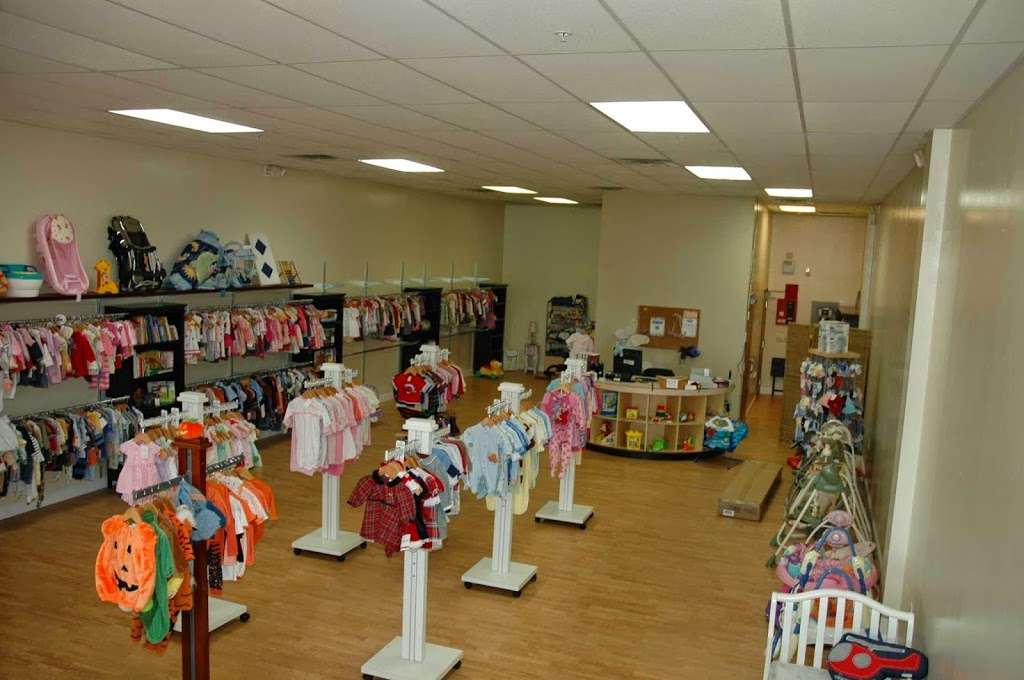 Space Coast Baby " Buttons & Bows" | 765 N Courtenay Pkwy, Merritt Island, FL 32953 | Phone: (321) 271-8464