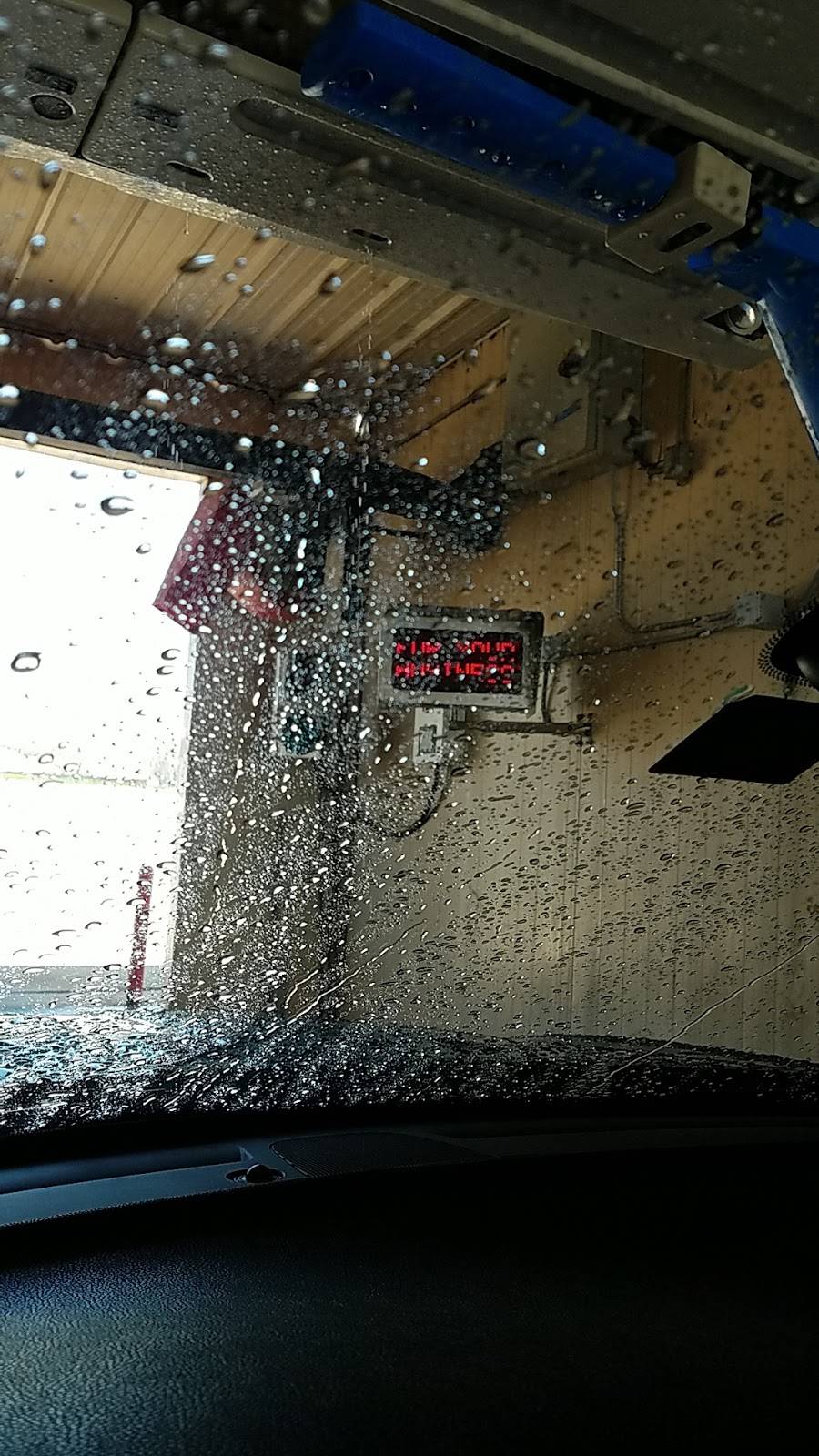 Foam Brite Car Wash - Moore | 805 NE 12th St, Moore, OK 73160, USA | Phone: (405) 369-5317