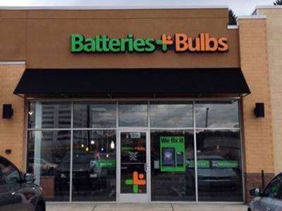 Batteries Plus Bulbs | 3467 William Penn Hwy, Pittsburgh, PA 15235, USA | Phone: (412) 380-1388