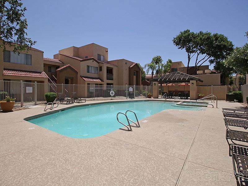 Ventana Palms | 7021 W McDowell Rd, Phoenix, AZ 85035, USA | Phone: (623) 849-8680