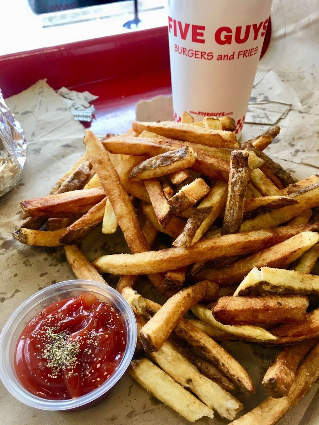 Five Guys | 1715 Post Oak Blvd, Houston, TX 77056, USA | Phone: (713) 960-1525