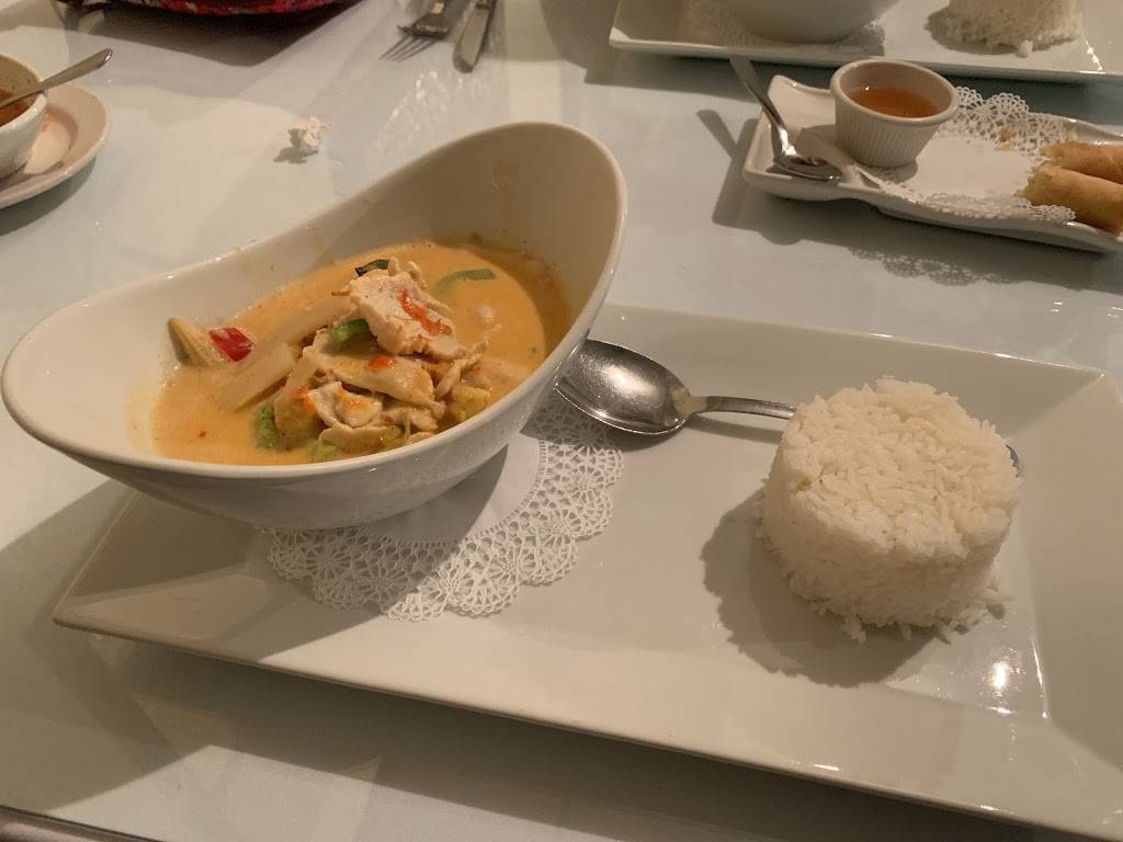 Lemongrass Thai | 73 White Bridge Rd #107, Nashville, TN 37205, USA | Phone: (615) 353-9411