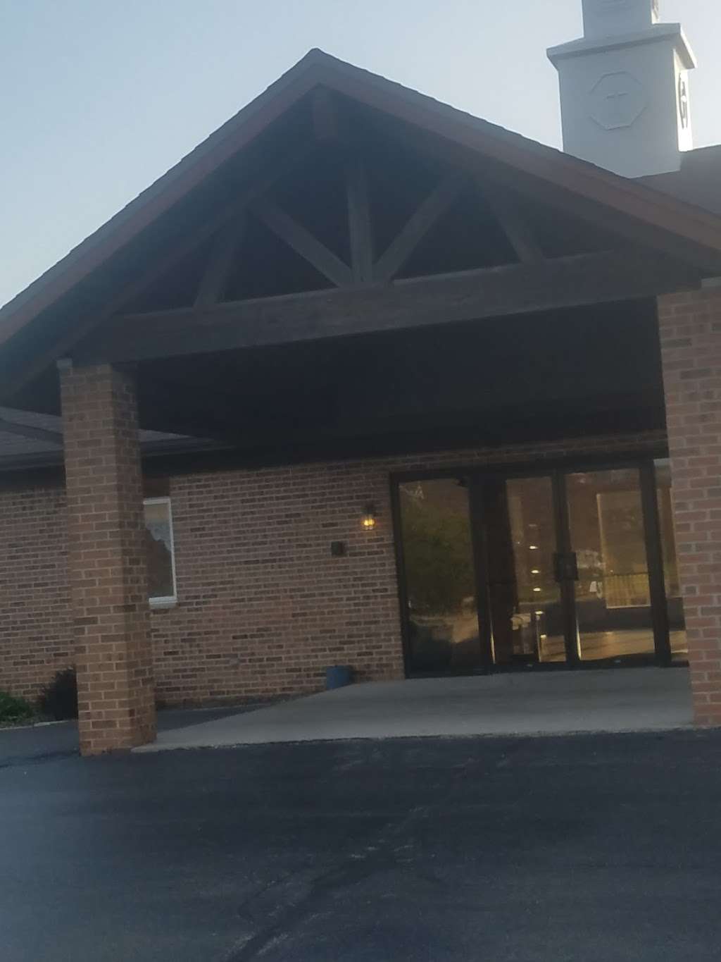 Fox Lake Community Church | 25 W Big Hollow Rd, Fox Lake, IL 60020, USA | Phone: (847) 587-1331