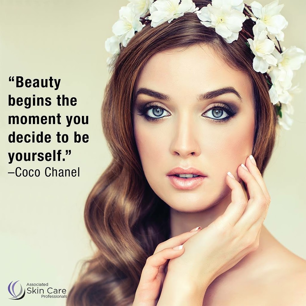 Esthetics by Katelyn [Skincare, Waxing, Tanning] | 210 OConnor Dr Suite 102, Elkhorn, WI 53121, USA | Phone: (262) 723-3299