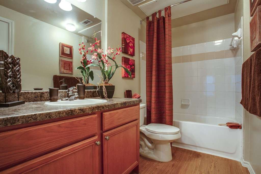 StoneCrest Apartment Homes | 501 FM3009, Schertz, TX 78154, USA | Phone: (210) 658-3003