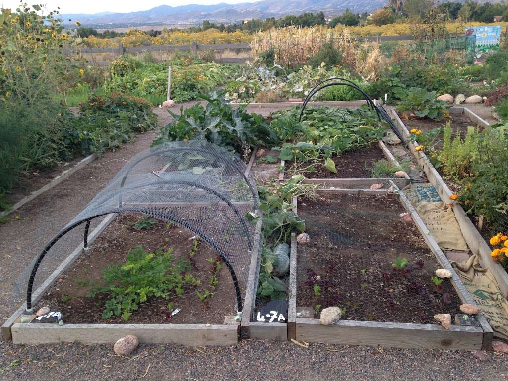 Ute Trail Garden | 13600 W Jewell Ave, Lakewood, CO 80228 | Phone: (303) 987-7000